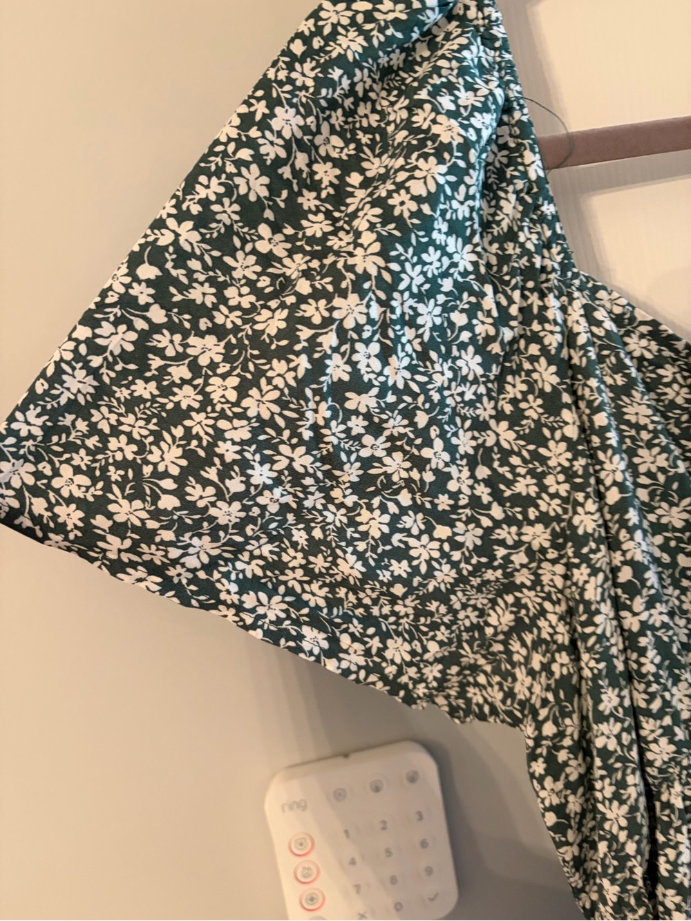 Sage Green Floral Maxi Dress with Short Flutter Sleeves NWT - Picture 9 of 9